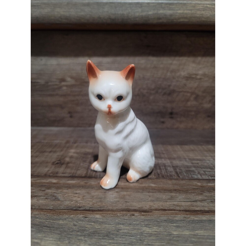 Vintage Cat Figurine